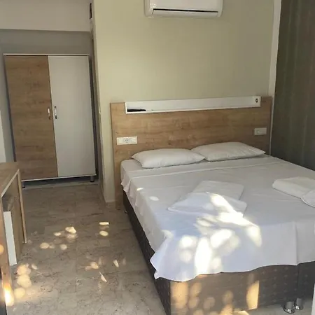 Bella Rose Hotel * 페티예