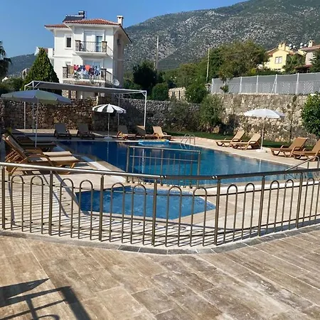 Bella Rose Hotel B&B