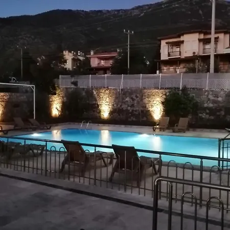 Bella Rose Hotel *