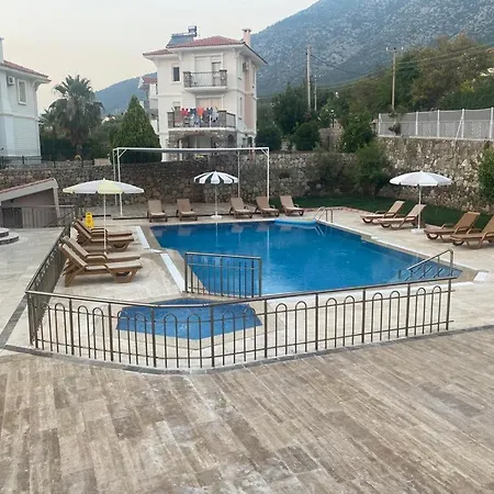 Oda ve Kahvaltı Bella Rose Hotel *